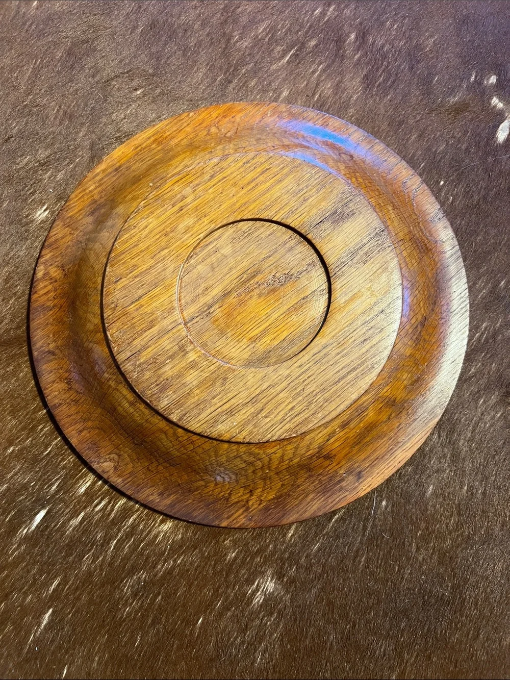 Hand-Carved Wooden Decorative plate - Brown